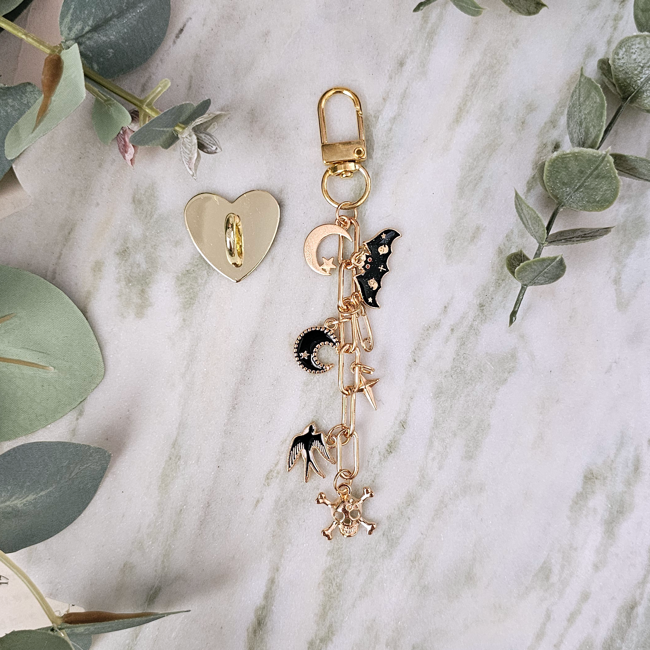 Skull & Bones - Charm Chain